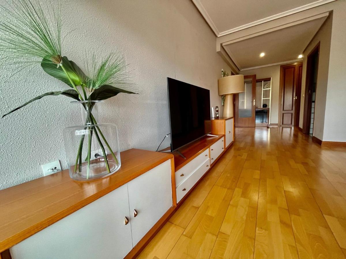 Atuaire Home Agradable Apartamento En El Centro De Burgos Parking Incluido Esterno foto