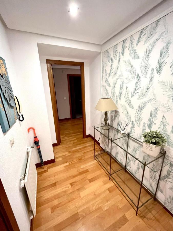 Atuaire Home Agradable Apartamento En El Centro De Burgos Parking Incluido Esterno foto